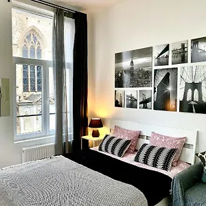 Apartment Bonjour сentre 3, Antwerp