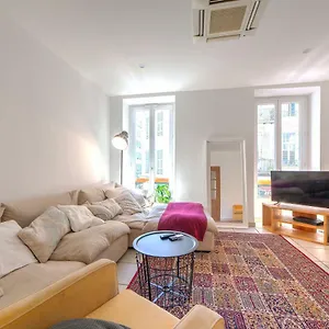 Lovely Large Familial In Central Nice, Ten Minutes Walk To The Beach! Apartment Nice